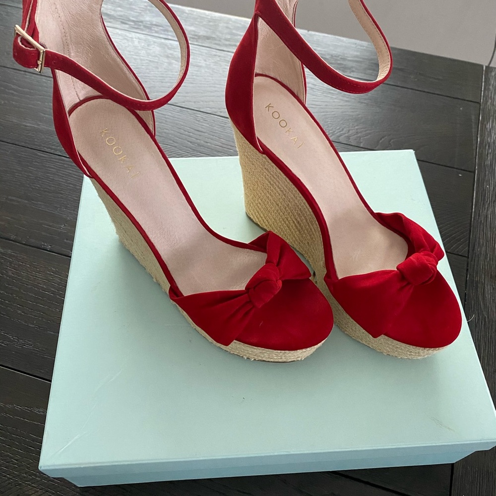BNWT Kookai red wedge platform sandle
